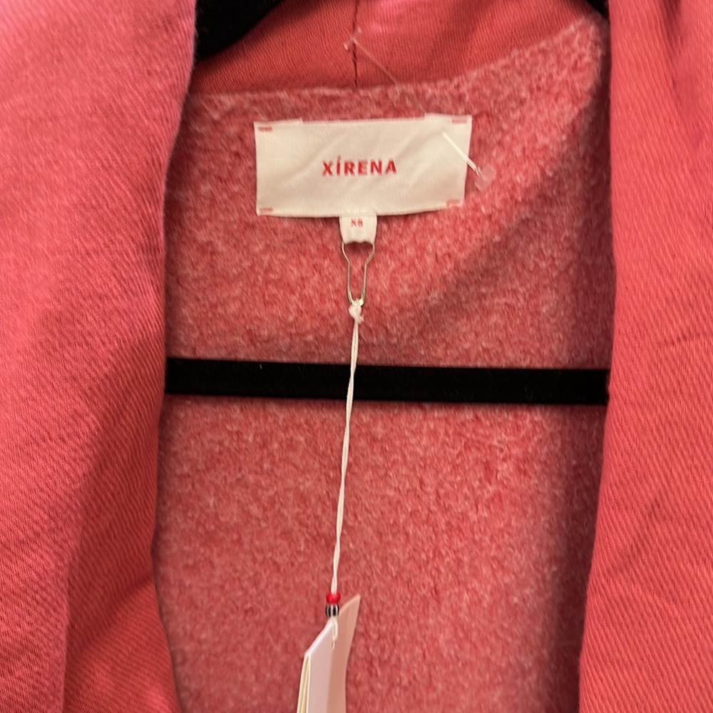 XiRENA women’s Marlen Jacket in Sundried Red - Picture 8 of 16